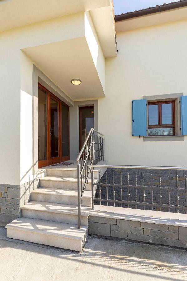 Apartma Koper Pobegi Luaran gambar